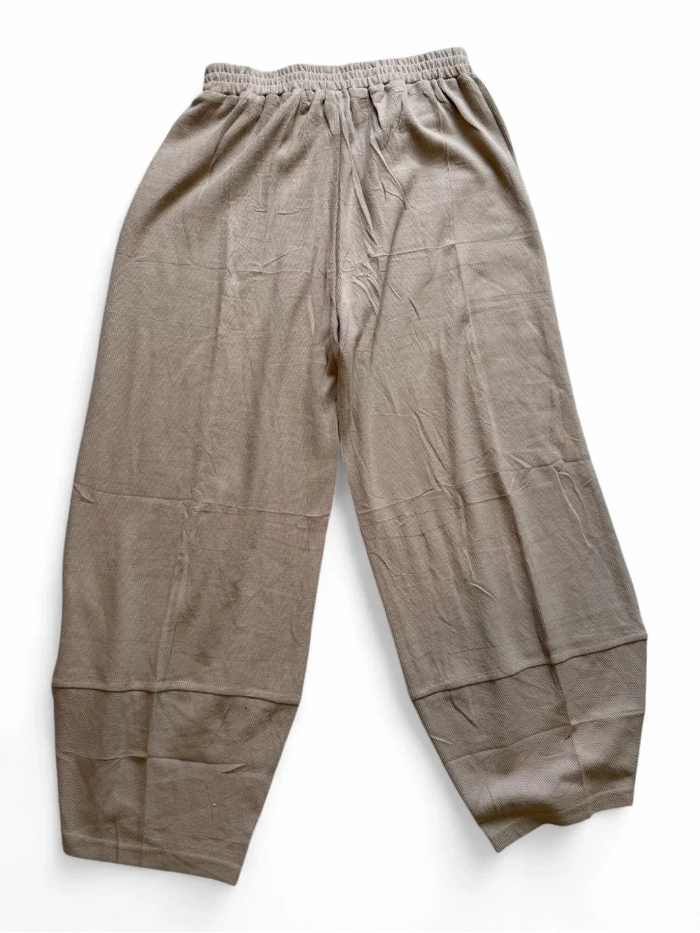 Women’s Cropped Elastic-Waist Pants in Taupe